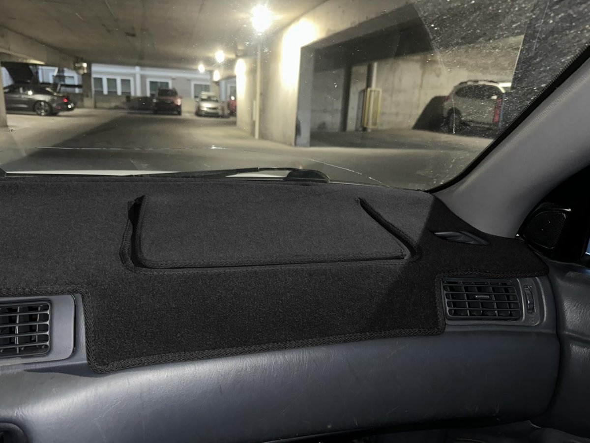 Custom Fit Dashboard Cover Pad Carpet For Toyota Camry Black Polyester Poly Dash Mat Yiz4791j236