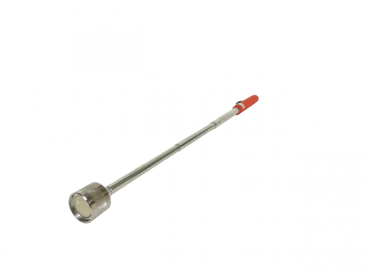 Magnetic Pick Up Tool 8 Pound Capacity Extends From 6 5 In To 33 With Rubber Grip Handle And Pocket Clip Ezam-93194