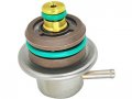 Fuel Pressure Regulator For 1999-2002 Ford Expedition V8 