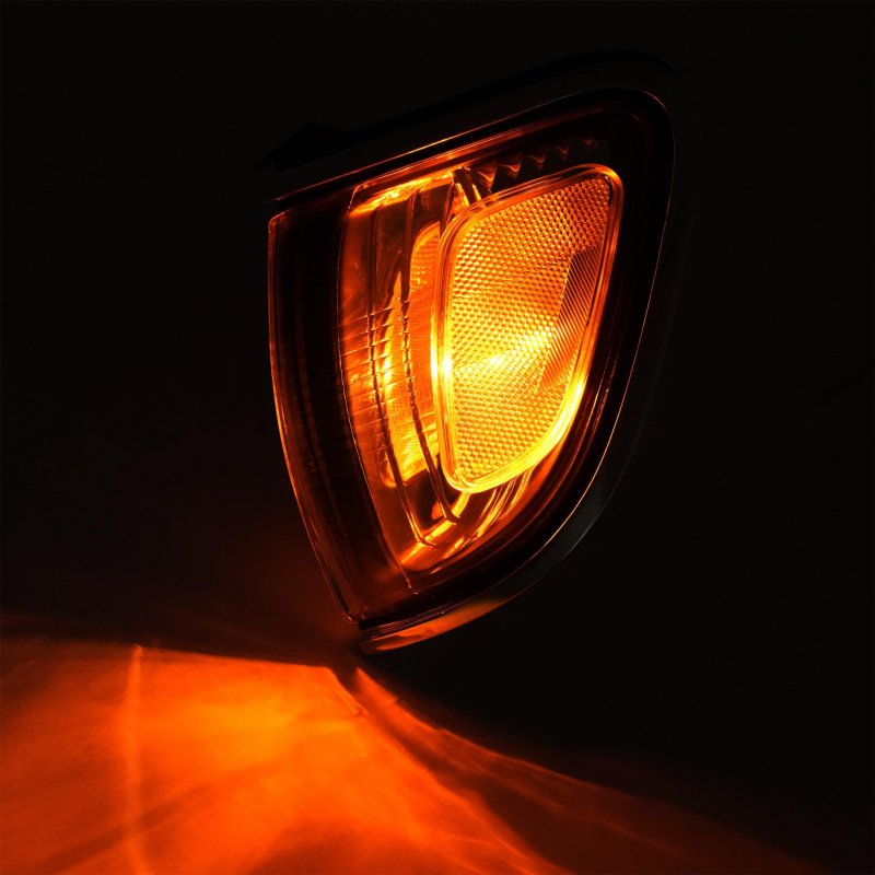 Pair Corner Light Bezel For 2000-2004 Toyota Tacoma Halogen Turn Signal Lamp Driver Passenger Side Yellow Lens Chrome Housing