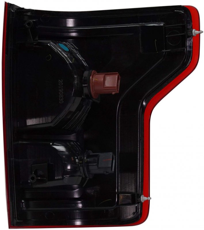 Evan Fischer Driver Side Tail Light Assembly For 2015-2017 Ford F-150 With Bulb