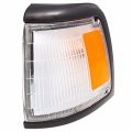1992-1995 Toyota Pickup Driver Side Replacement Corner Light Park Clearance Lamp To2520125 Base Model W Black Trim 