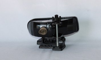 Right Fog Light Assembly For 1999 To 2002 Gmc Sierra Pickup Passenger Side Halogen Lamp With Clear Polycarbonate Lens And