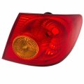 2003-2004 Toyota Corolla Passenger Side Replacement Taillight Rear Lamp To2801144 To2819122 