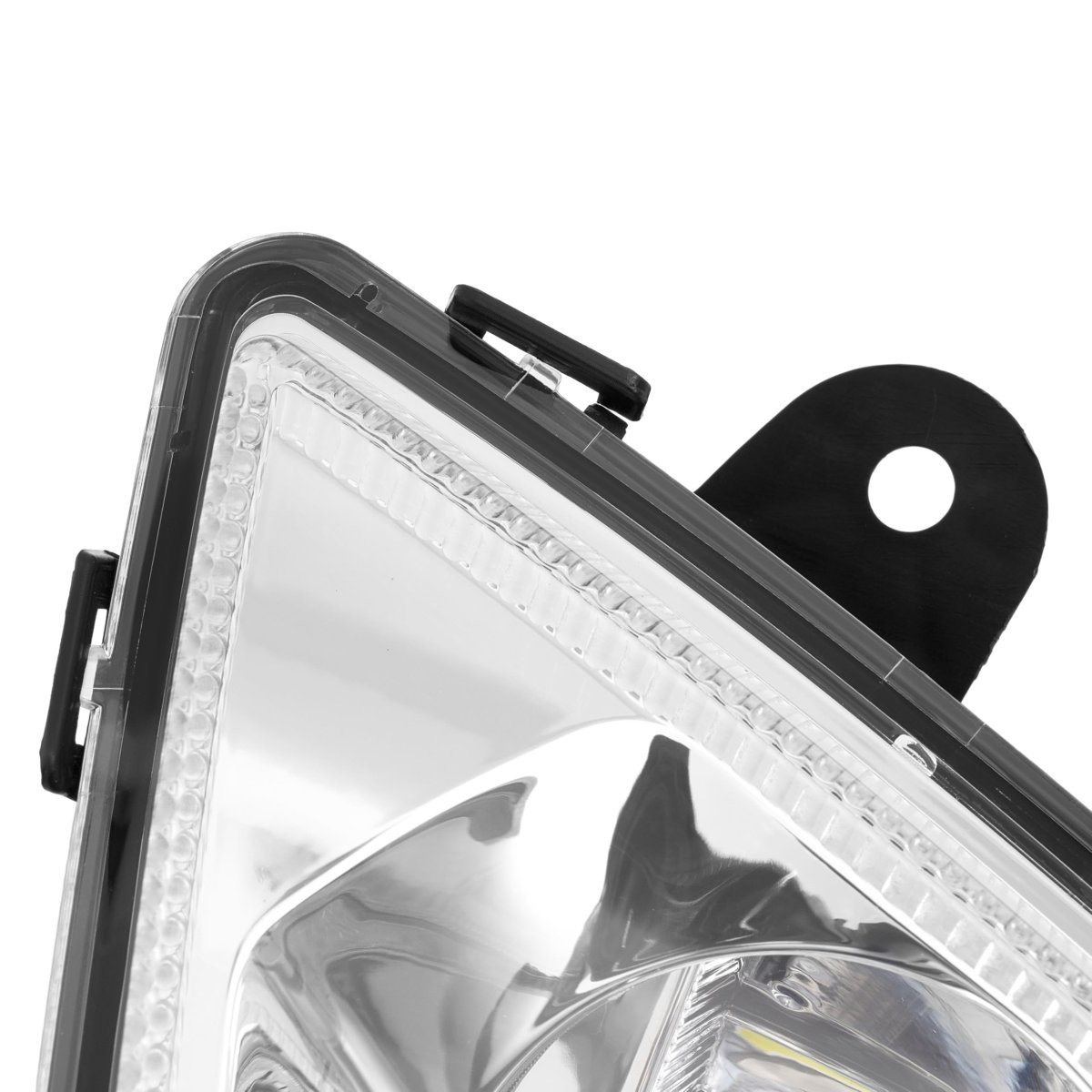 Front Left Full Led Fog Light For 2018 2024 Freightliner Cascadia Driver Side Clear Lens Chrome Housing Replacement A6603653002