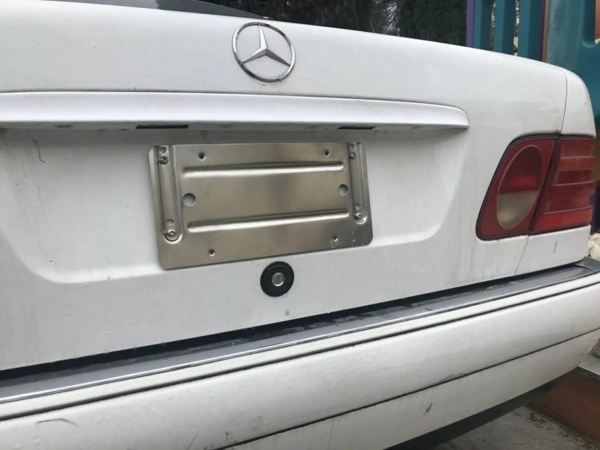 Rear License Plate Bracket For Mercedes Benz Sprinter Metris Vito 2007 2025 Stainless Steel Tag Holder With 8 Screw Bolts 6 In