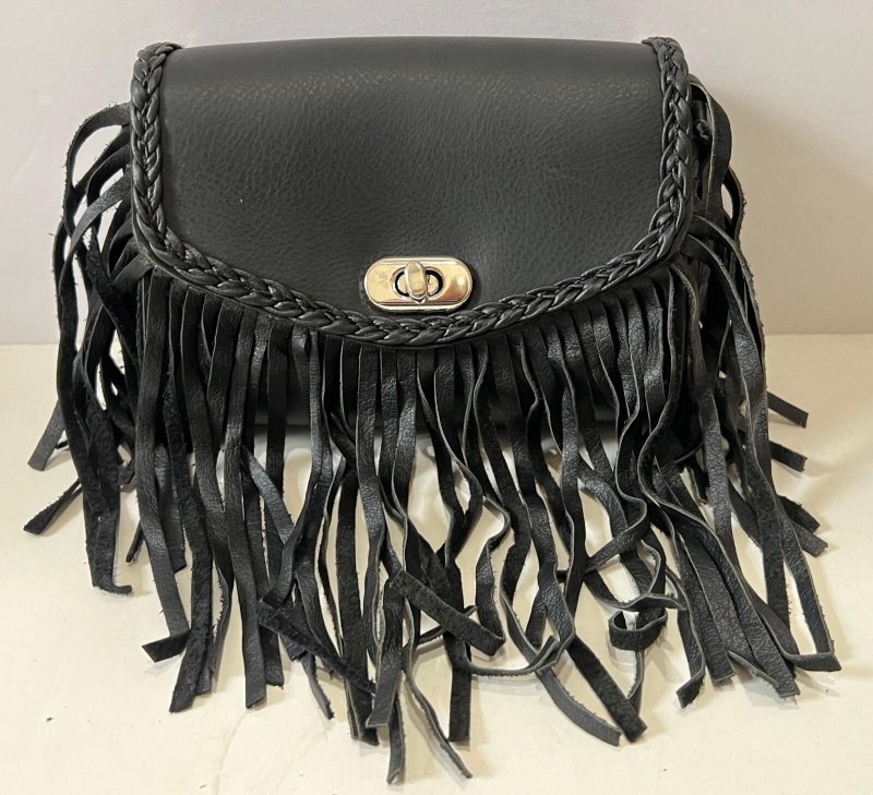 Braided Trim Windshield Bag In Pvc W Fringe Small