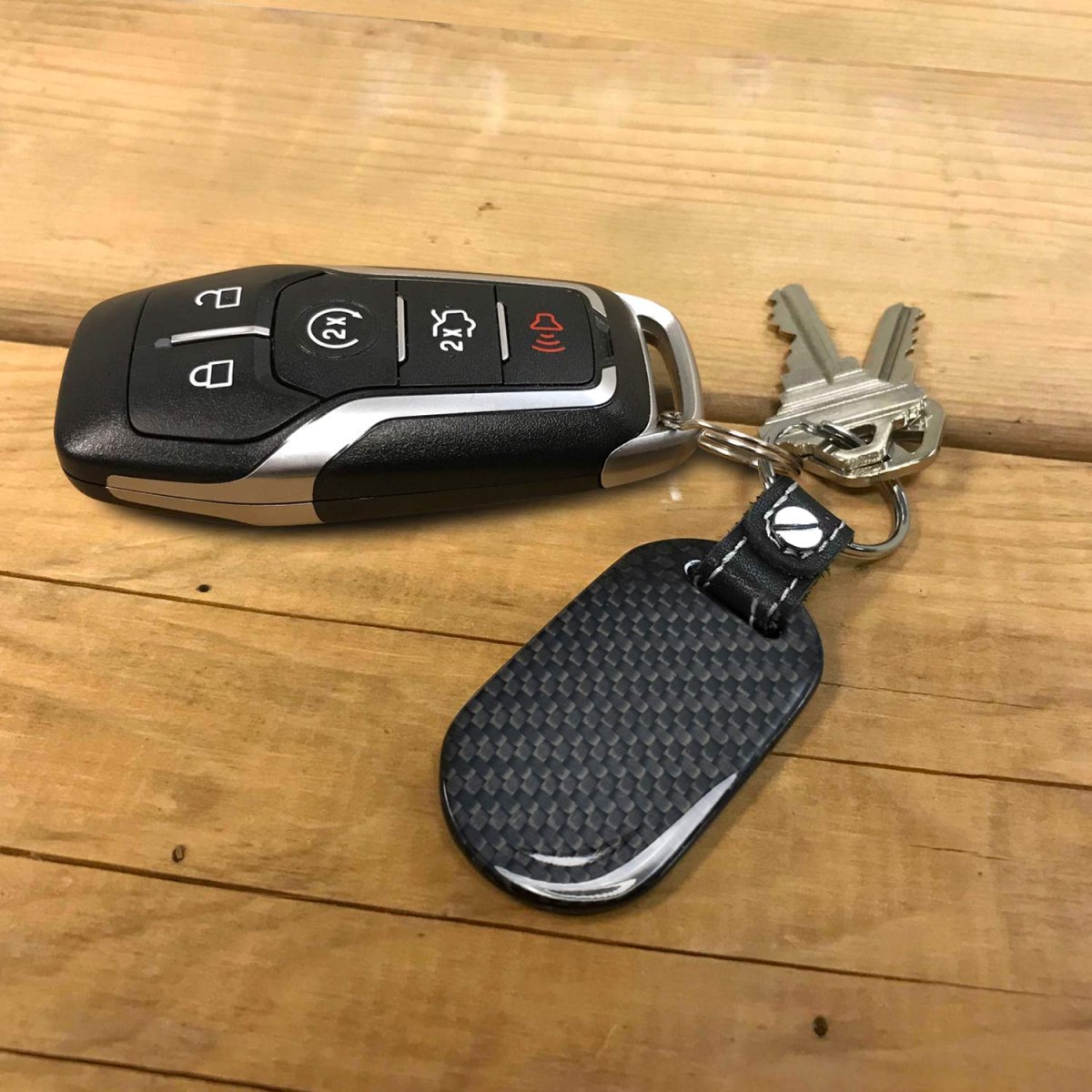 Real Black Carbon Fiber Tag Style Key Chain For Dodge Durango Leather Strap 2 25 In X 1 Modern Car Logo Design