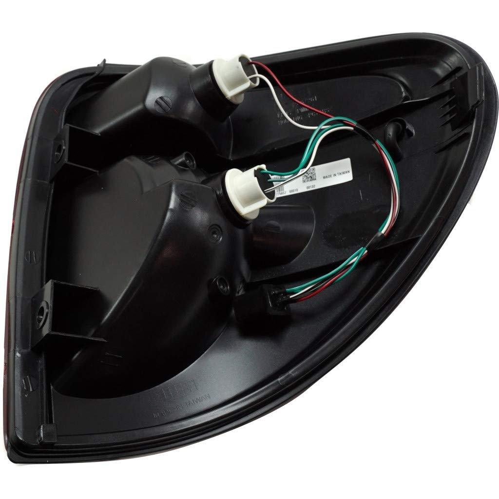 Tail Light Assembly For Chrysler Town And Country 2004 2005 2006 2007 Driver Side Ch2800157 68241335aa Halogen Waterproof Clear