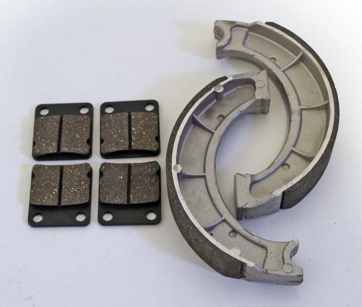Front Brake Pads And Rear Shoes For 1999 Yamaha Yfm 400 Kodiak 4x4 Semi Metallic Compound General Use Riding