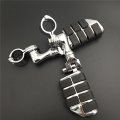 Xkh Group Motorcycle Chrome Short Angled Adjustable Dually Highway P-clamps Large Footpeg Footrest For V-star Roadstar Suzuki
