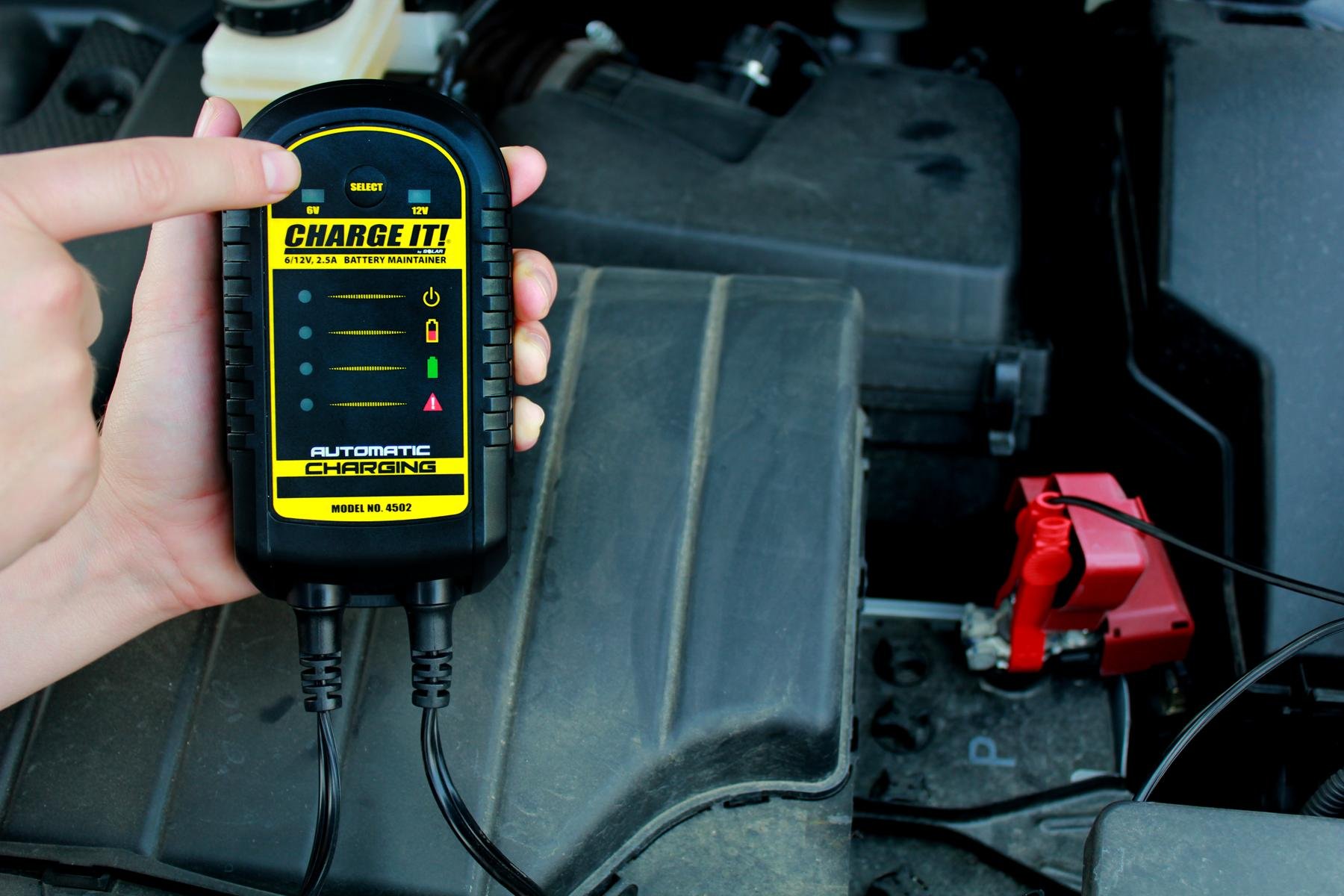 Charge It 4502 6 12 Volt 2 5 Amp Battery Maintainer