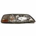 Mdr Oe Replacement For Lincoln Town Car 2003-2004 Head Lamp Righthand Passenger Side W O Hid Hq Partslink Fo2503184